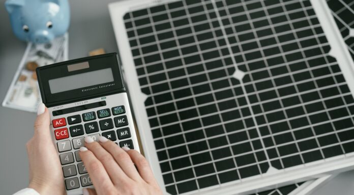 How to Calculate Monthly Interest Rate for Solar Loan
